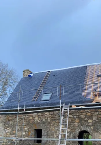 pose de velux saint aubin du cormier